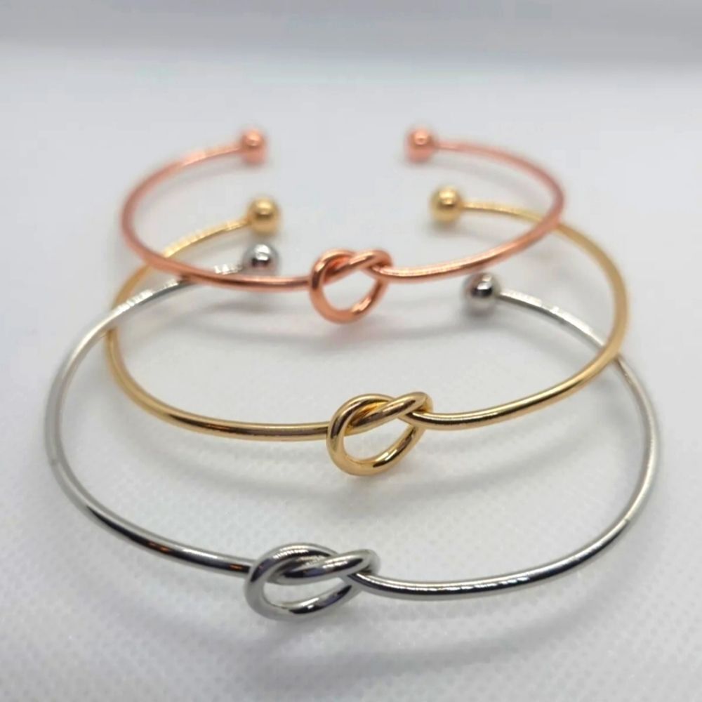  Knot Bracelet with Satin Dusty, NWT